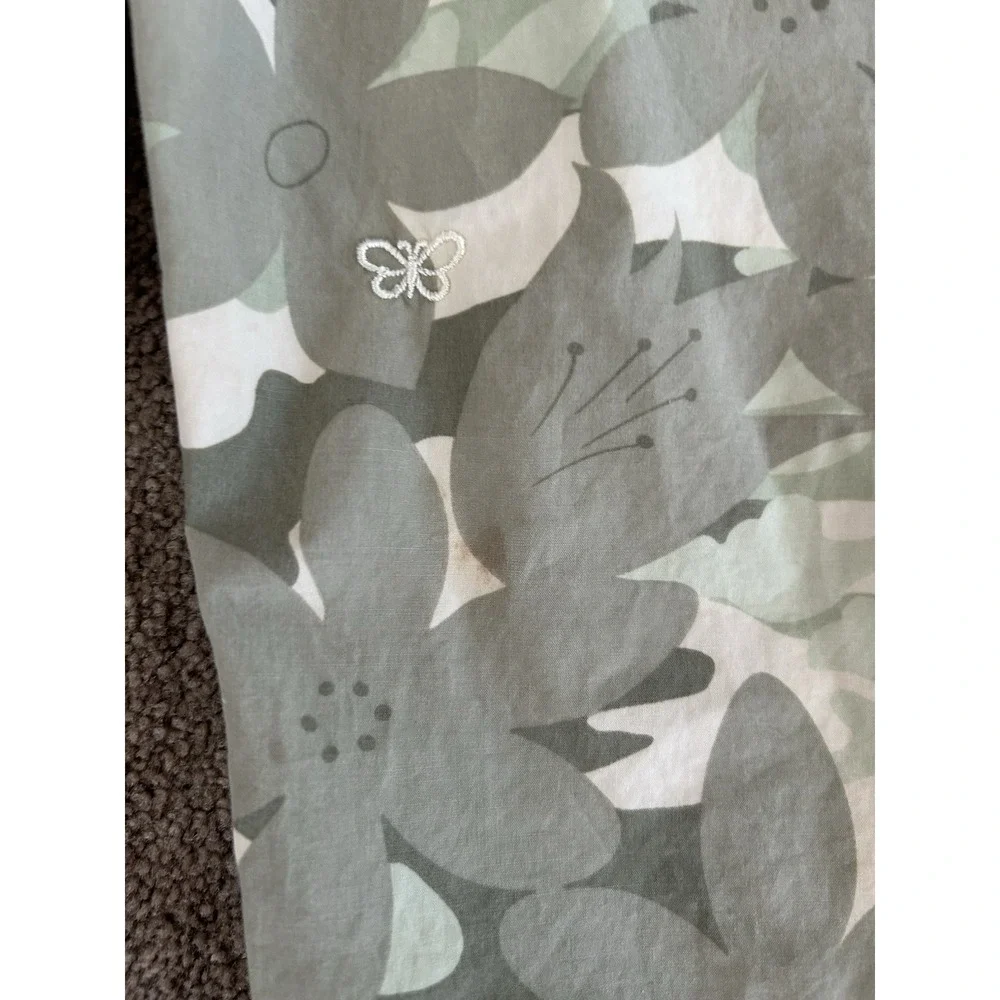 Vintage Y2K Gap Kids Easyfit Size 14 Camo Floral Cargo Pants